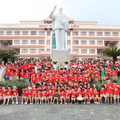 THAM QUAN, HỌC TẬP TRUYỀN THỐNG TẠI HỌC VIỆN HẬU CẦN